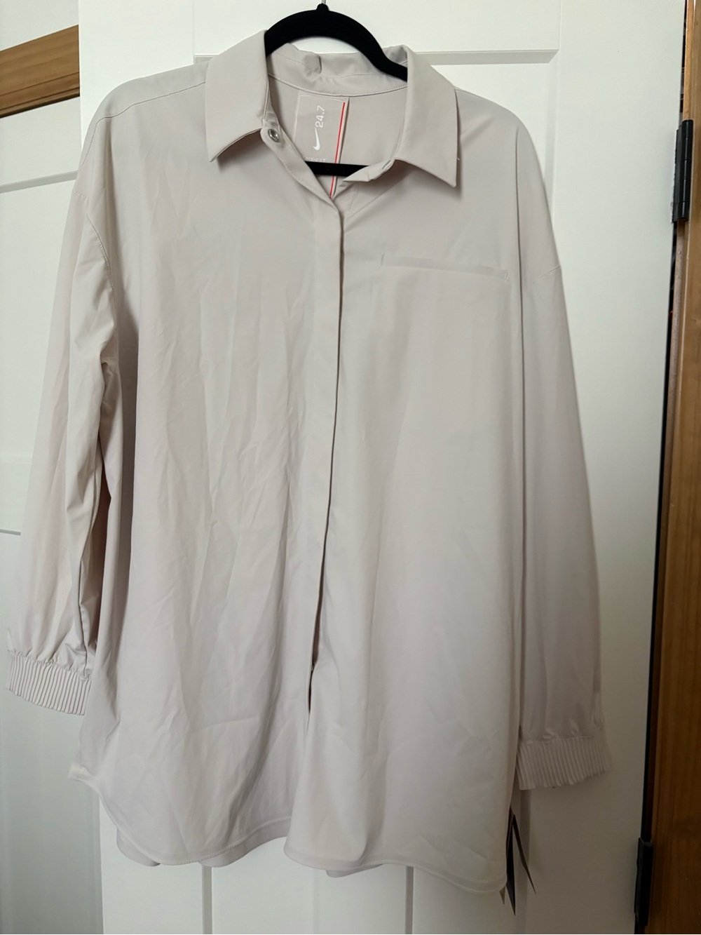 Nike 24.7 Dri-fit Women's Button-Down Casual Shirt Size Large NWT